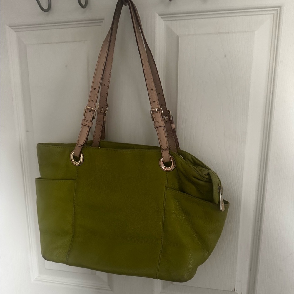 Michael Kors Gilmore East West Green Pebbled Leather Tote Bag Some Outer Wear